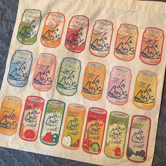 LaCroix tote and pop socket set - Picture 5 of 6